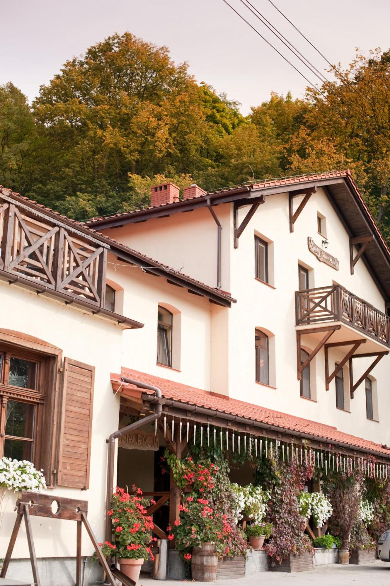 Przystanek Tlen Bed & Breakfast エクステリア 写真