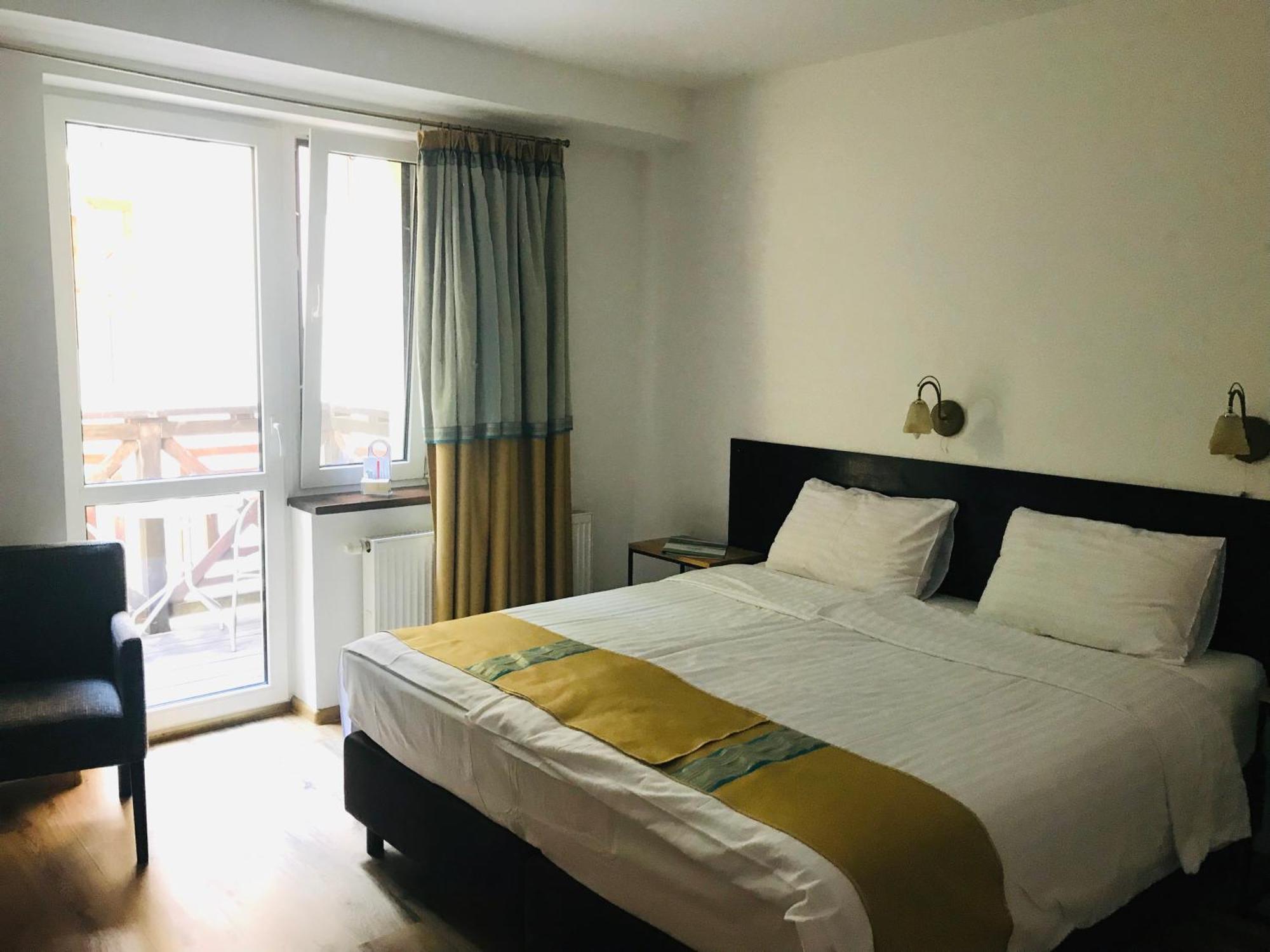 Przystanek Tlen Bed & Breakfast エクステリア 写真