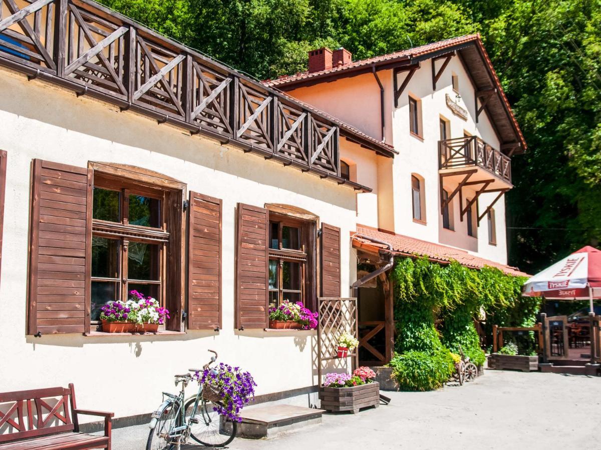 Przystanek Tlen Bed & Breakfast エクステリア 写真
